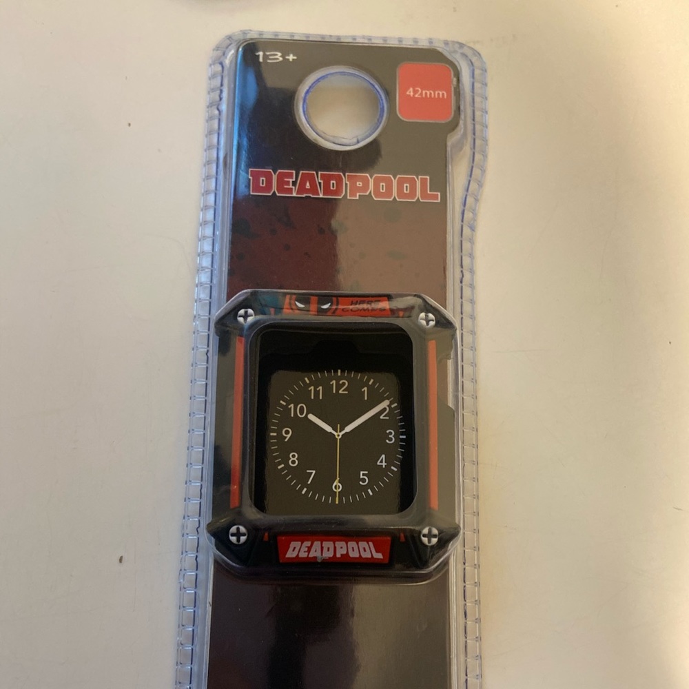 Deadpool Apple I watch case - Picture 2 of 2